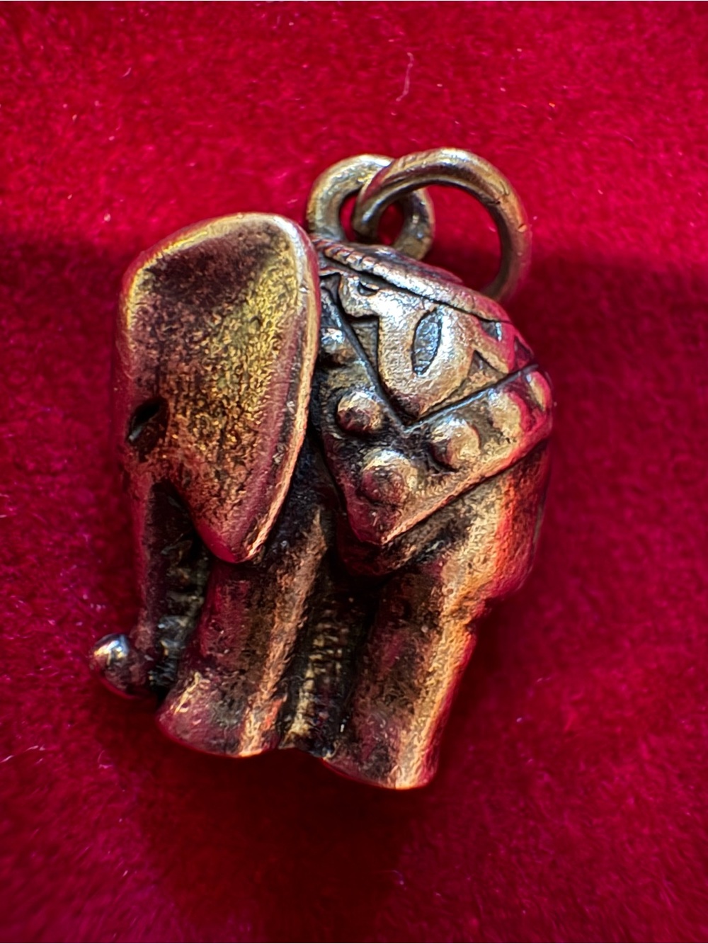 James Avery retired  Elephant Charm